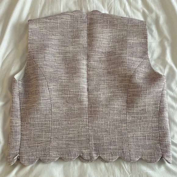 Aqua Scalloped Tweed Cropped Vest - Picture 2 of 3